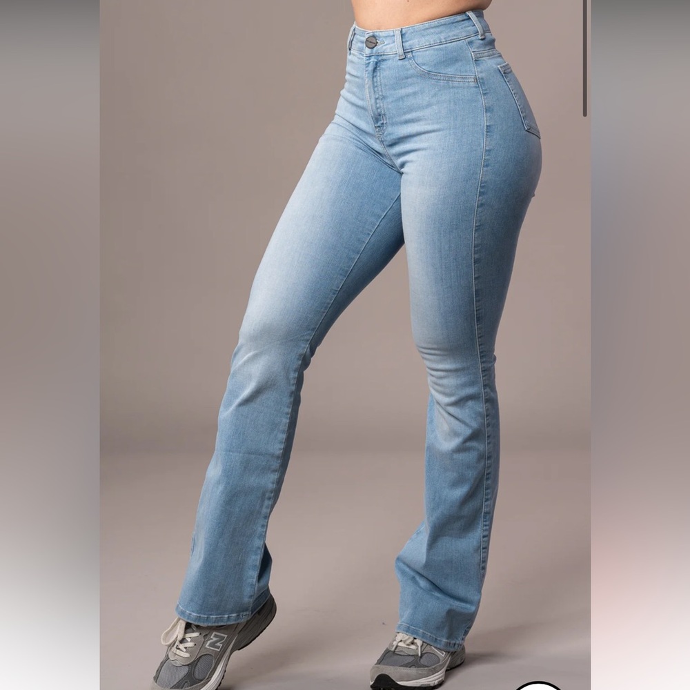 Fitjeans flared